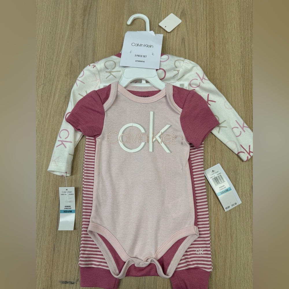 Calvin Klein 3 piece set 6/9 months